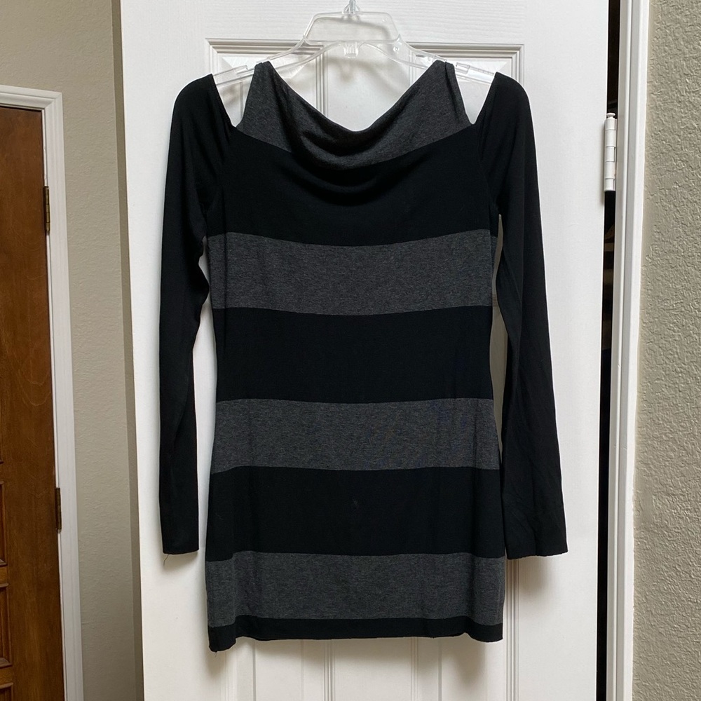 Bailey 44 off the shoulder top